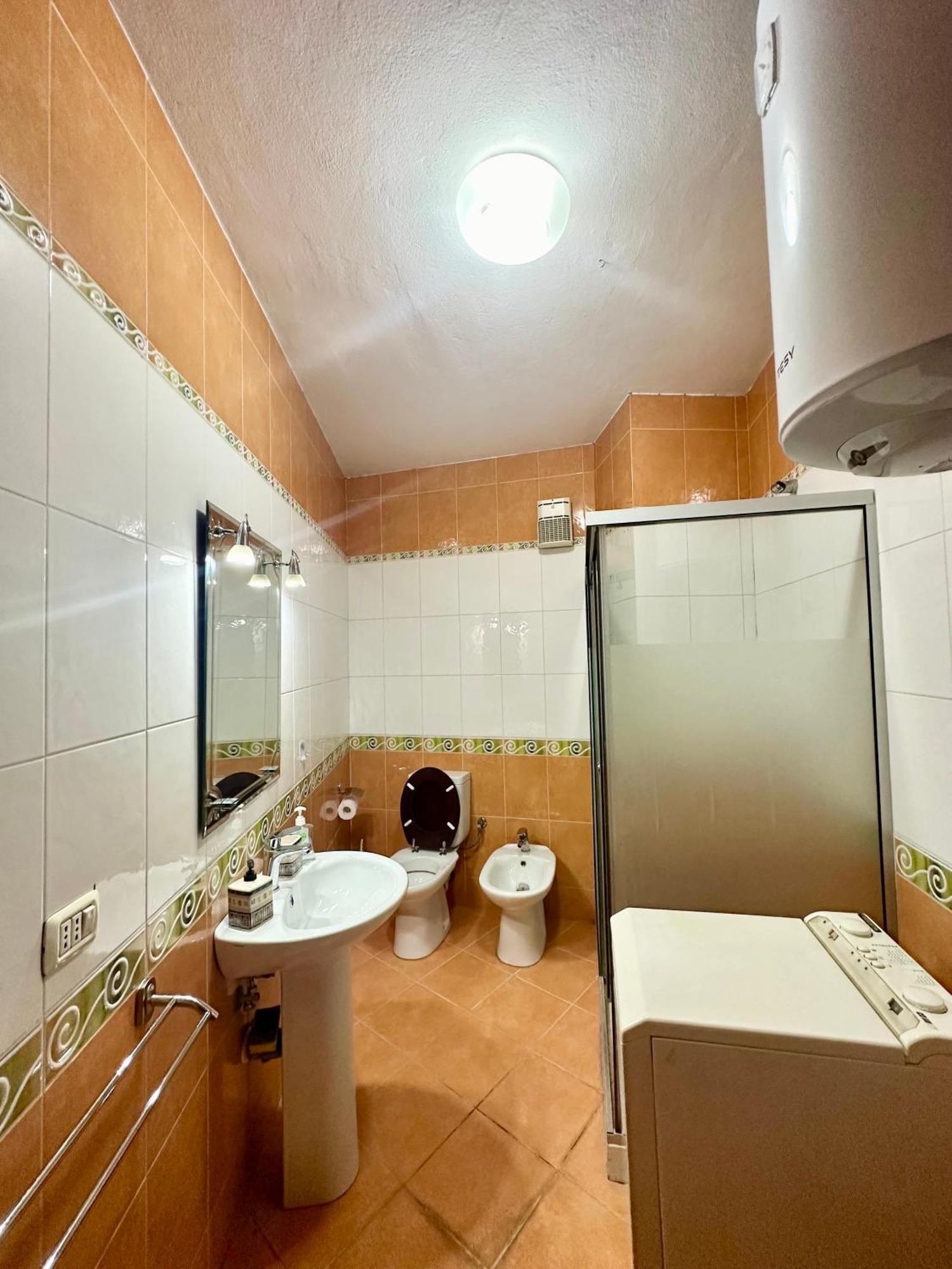 Kk Apartment Air Albania-Centrally Located Tiranë Eksteriør bilde
